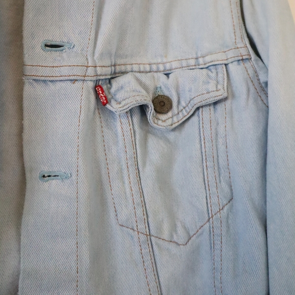 Levi's Denim Jacket - Picture 4 of 4